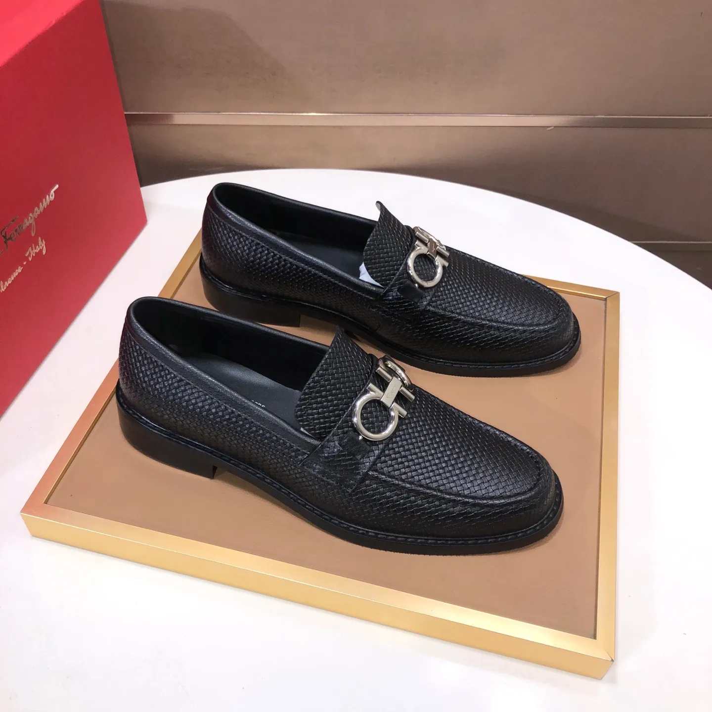 Men's shoes 💰460💰[Ferragamo/Ferragamo] The latest model in the counter. Original imported high-quality cowhide with open sides + imported sheep lining + original luxury metal buckle + original combination outsole. Comparison without pressure 38–44🎉